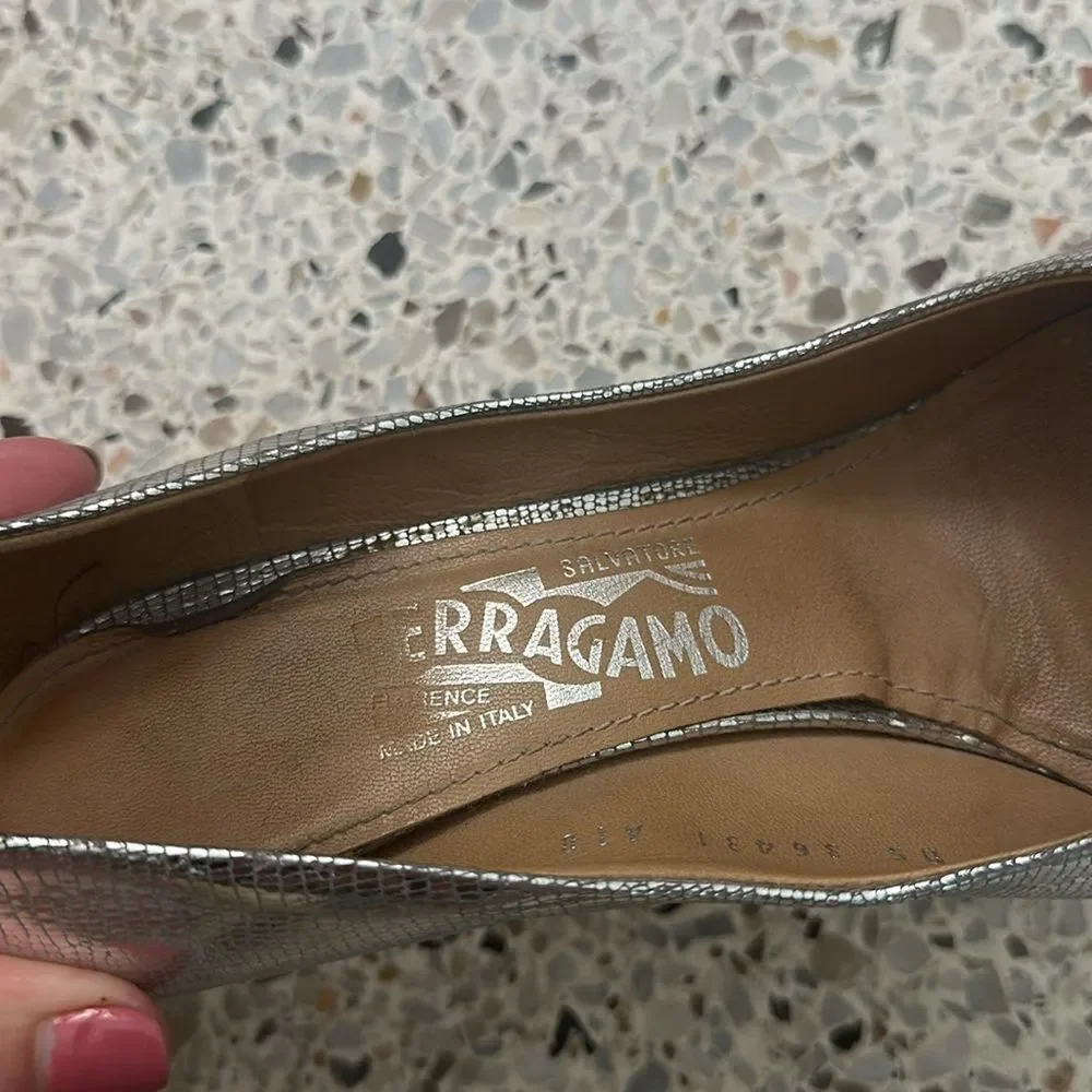 Salvatore Ferragamo silver metallic heels pumps 8.5